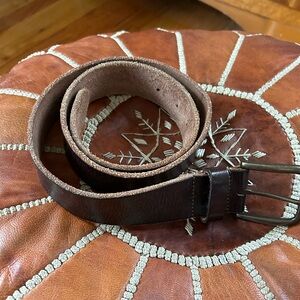Woman’s Brown Leather Belt 32